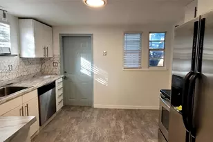 104 NE 5th St, Fort Lauderdale, FL 33301 - Photo 17