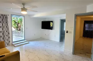 104 NE 5th St, Fort Lauderdale, FL 33301 - Photo 15