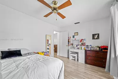 5839 La Pinata Blvd #C-2, Greenacres, FL 33463 - Photo 17