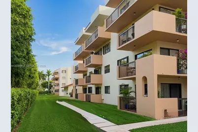 995 SW 84th Ave #223, Miami, FL 33144 - Photo 1