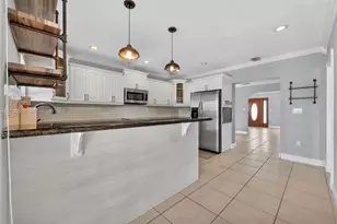 920 NW 35th Ave, Miami, FL 33125 - Photo 23