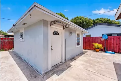 920 NW 35th Ave, Miami, FL 33125 - Photo 35