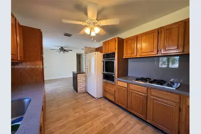 20921 Coral Sea Rd, Cutler Bay, FL 33189 - Photo 9