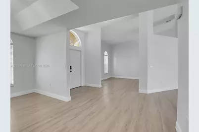 1574 NW 103rd Ter, Coral Springs, FL 33071 - Photo 11