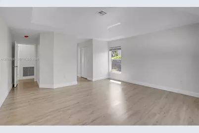1574 NW 103rd Ter, Coral Springs, FL 33071 - Photo 41