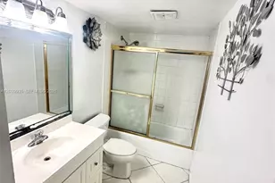 4158 Inverrary Dr, Lauderhill, FL 33319 - Photo 15