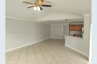 17883 SW 5th St, Pembroke Pines, FL 33029 - Photo 19