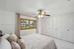 2894 E Crosley Dr E, West Palm Beach, FL 33415 - Photo 15
