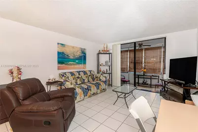 2800 Somerset Dr #115J, Lauderdale Lakes, FL 33311 - Photo 9