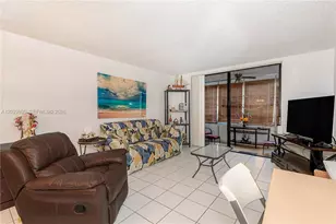 2800 Somerset Dr, Lauderdale Lakes, FL 33311 - Photo 9