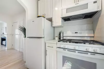 750 Espanola Way #8, Miami Beach, FL 33139 - Photo 9