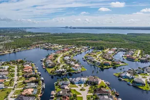 2219 SE 19th Pl, Cape Coral, FL 33990 - Photo 7