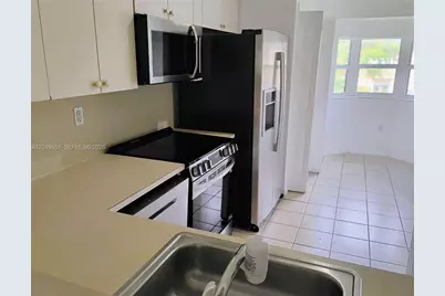 930 NE 34th Ave #202, Homestead, FL 33033 - Photo 19