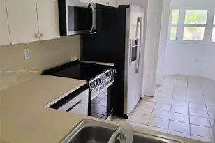 930 NE 34th Ave, Homestead, FL 33033 - Photo 19