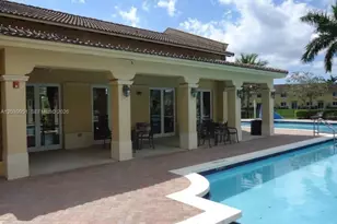 930 NE 34th Ave, Homestead, FL 33033 - Photo 5