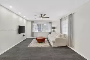 10125 S 42nd Ave S, Boynton Beach, FL 33436 - Photo 1