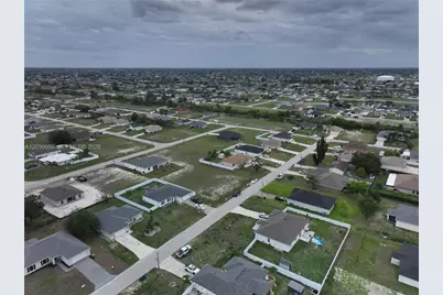 530 NW 23rd Ter, Cape Coral, FL 33993 - Photo 21