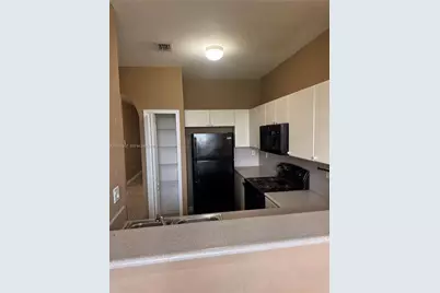 7070 NW 177th St #203-10, Hialeah, FL 33015 - Photo 13