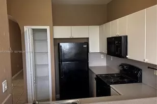 7070 NW 177th St, Hialeah, FL 33015 - Photo 13