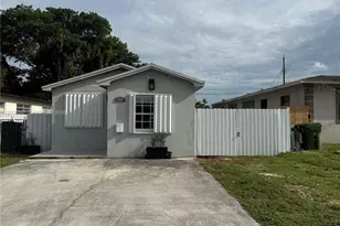 713 NW 4th St, Hallandale Beach, FL 33009 - Photo 15