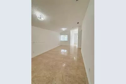 2854 W 75th Ter, Hialeah, FL 33018 - Photo 7