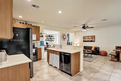 2151 NW 121st Ave, Plantation, FL 33323 - Photo 31