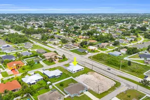121 SW Sea Lion Rd, Port Saint Lucie, FL 34953 - Photo 63