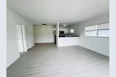 2033 Calais Dr #10, Miami Beach, FL 33141 - Photo 9