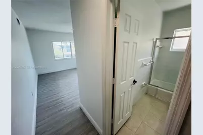 2033 Calais Dr #10, Miami Beach, FL 33141 - Photo 11