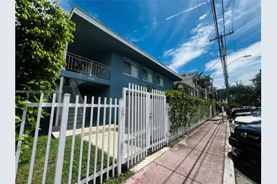 2033 Calais Dr #10, Miami Beach, FL 33141 - Photo 23
