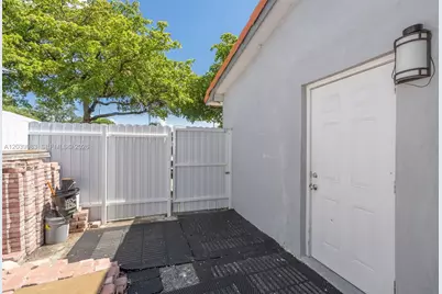 440 NW 125th St, North Miami, FL 33168 - Photo 31