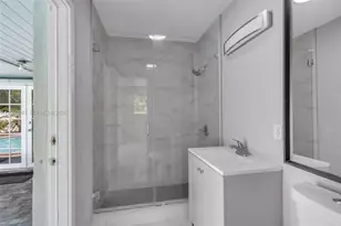 440 NW 125th St, North Miami, FL 33168 - Photo 21