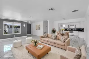 440 NW 125th St, North Miami, FL 33168 - Photo 11