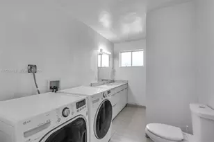 440 NW 125th St, North Miami, FL 33168 - Photo 27