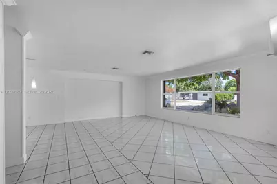 440 NW 125th St, North Miami, FL 33168 - Photo 5