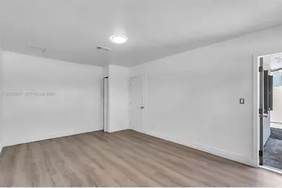 440 NW 125th St, North Miami, FL 33168 - Photo 29
