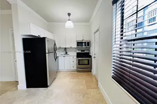 1470 Lincoln Terrace, Miami Beach, FL 33139 - Photo 7