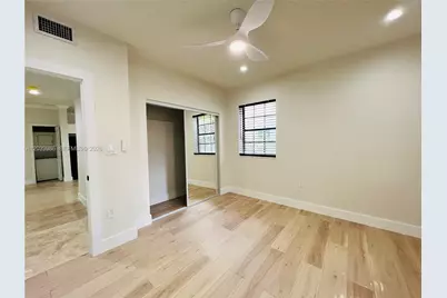 1470 Lincoln Ter #2, Miami Beach, FL 33139 - Photo 11