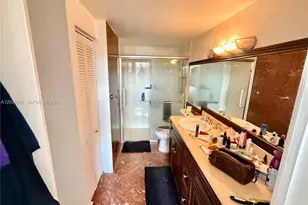 19655 E Country Club Dr, Aventura, FL 33180 - Photo 9