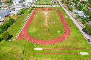 1010 NW 196th St, Miami Gardens, FL 33169 - Photo 35