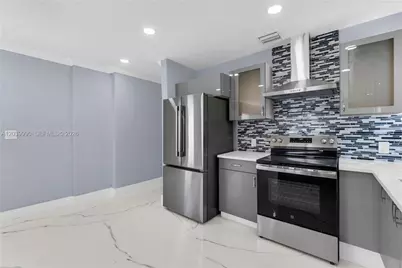 1010 NW 196th St, Miami Gardens, FL 33169 - Photo 11