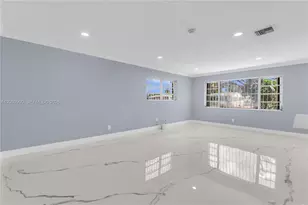 1010 NW 196th St, Miami Gardens, FL 33169 - Photo 13