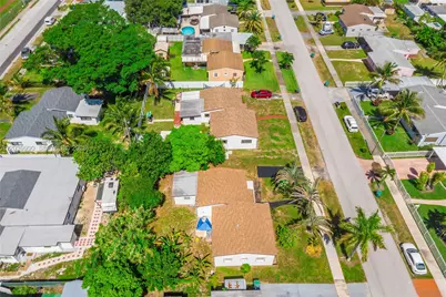 1010 NW 196th St, Miami Gardens, FL 33169 - Photo 43