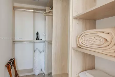 225 N Miami Ave #3203, Miami, FL 33128 - Photo 9