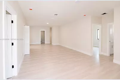 13720 NE 2nd Ct, North Miami, FL 33161 - Photo 7