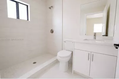 13720 NE 2nd Ct, North Miami, FL 33161 - Photo 15