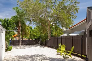 3452 Margaret St, Miami, FL 33133 - Photo 3