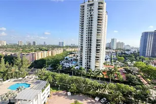 19400 Turnberry Way, Aventura, FL 33180 - Photo 7
