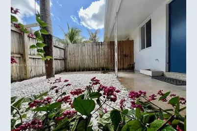 590 NW 40th Ct #3, Oakland Park, FL 33309 - Photo 3