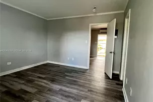 590 NW 40th Ct, Oakland Park, FL 33309 - Photo 11